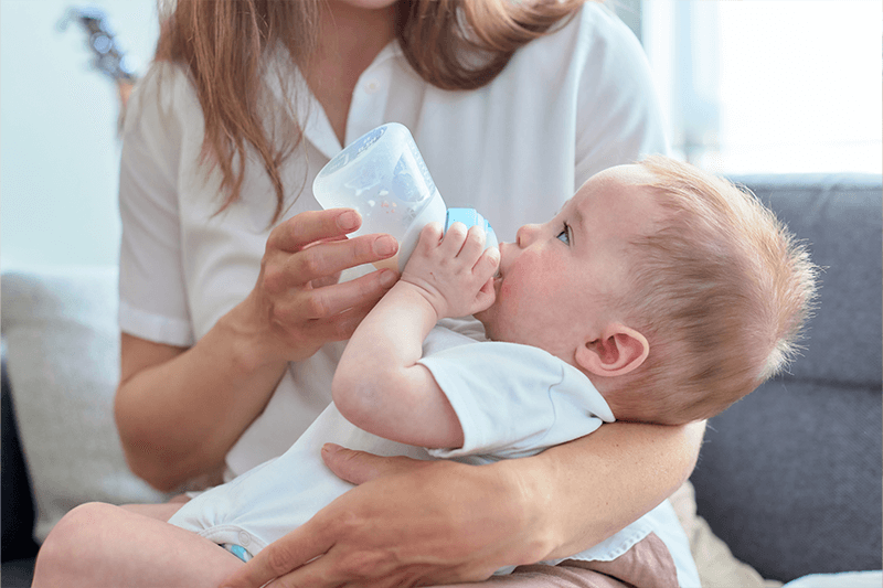 Marcus & Marcus Silicone Angled Feeding Bottle & Breast Pump