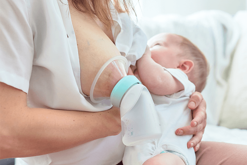 Marcus & Marcus Silicone Angled Feeding Bottle & Breast Pump